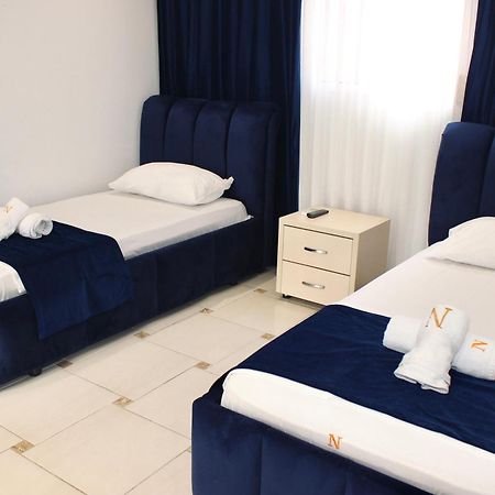 Qeparo Napolon Complex Hotell Exteriör bild