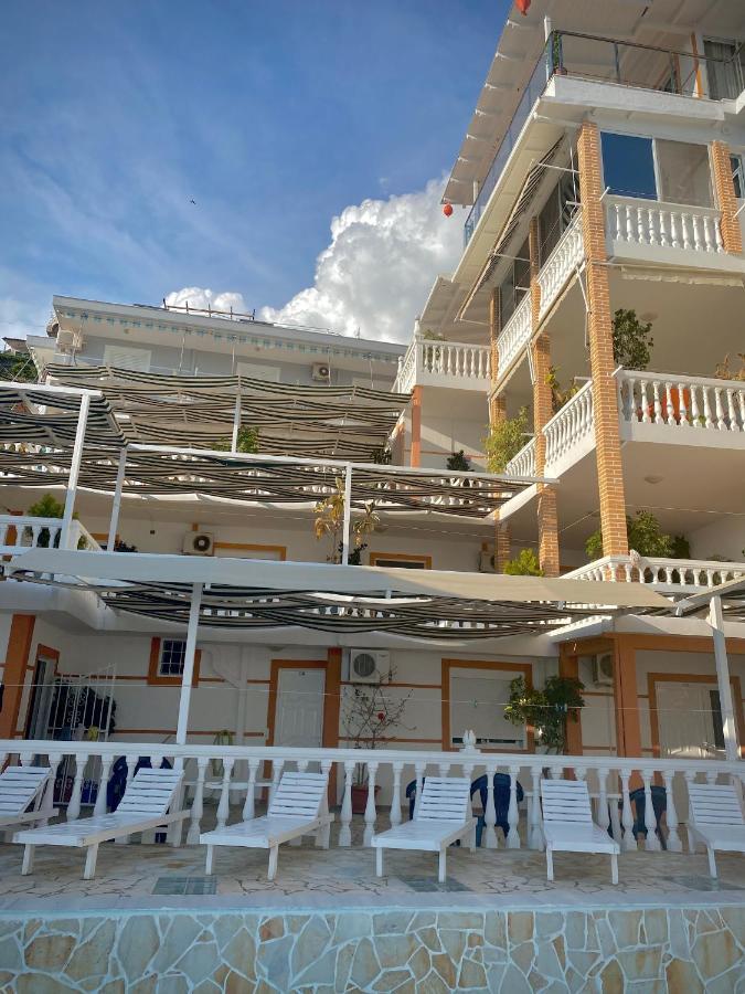 Qeparo Napolon Complex Hotell Exteriör bild