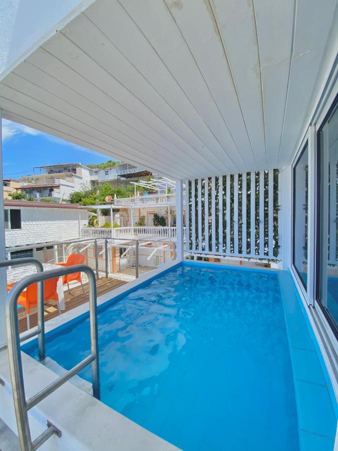 Qeparo Napolon Complex Hotell Exteriör bild