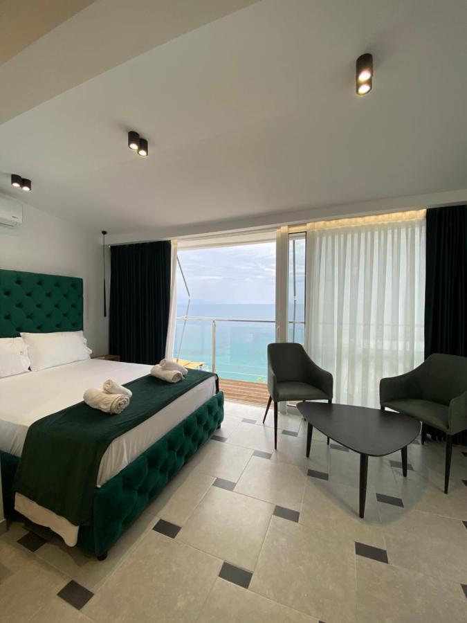Qeparo Napolon Complex Hotell Exteriör bild