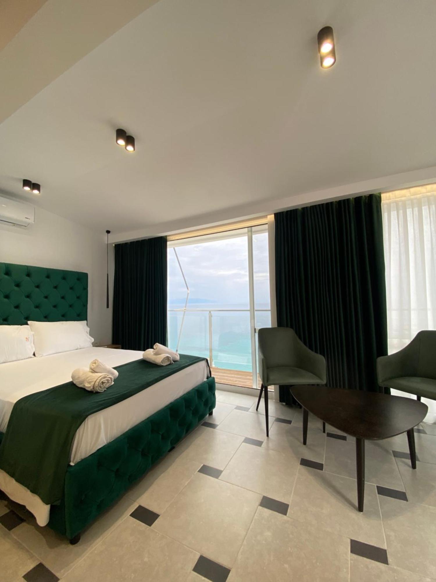 Qeparo Napolon Complex Hotell Exteriör bild